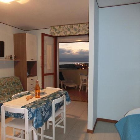 Residence Itaca Bibione Exteriör bild