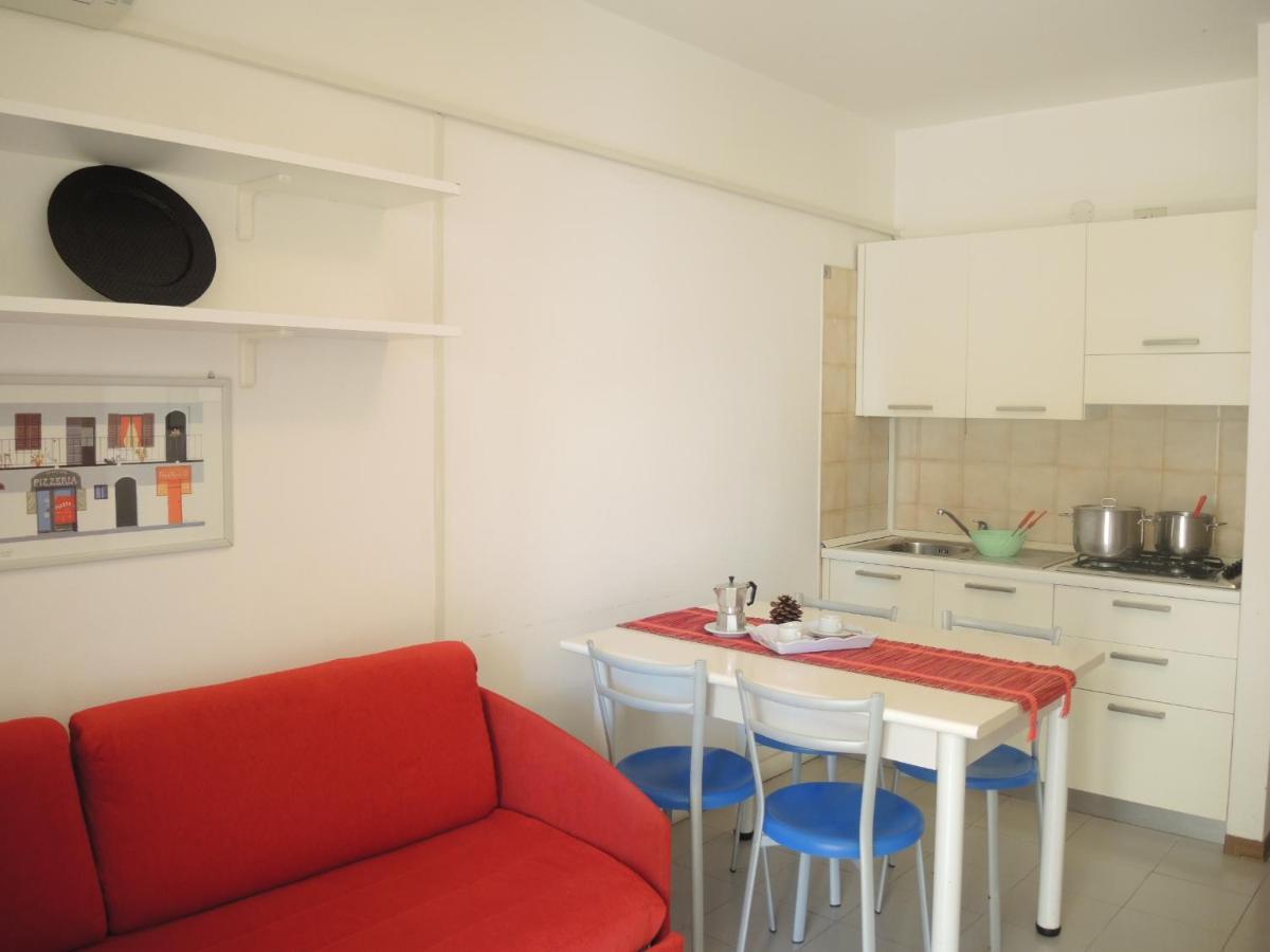 Residence Itaca Bibione Exteriör bild